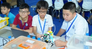 Robot LEGO - ROBOTACON WRO 2023 làm bùng nổ các trang mạng xã hội