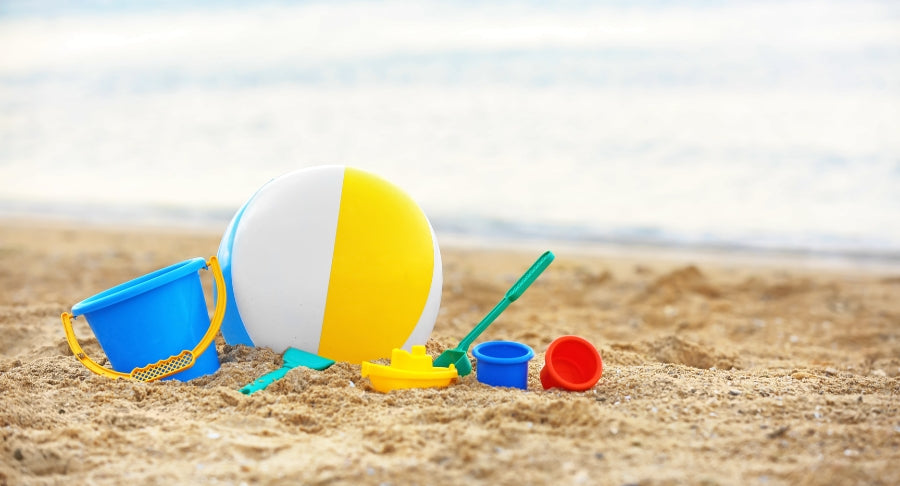 Đồ chơi với cát nước cho mùa hè thêm năng động