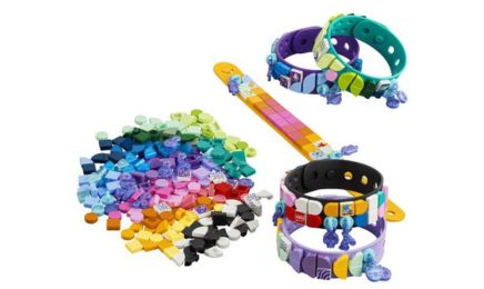 Úm ba la hóa ra chiếc vòng đeo tay cùng LEGO DOTS 41807