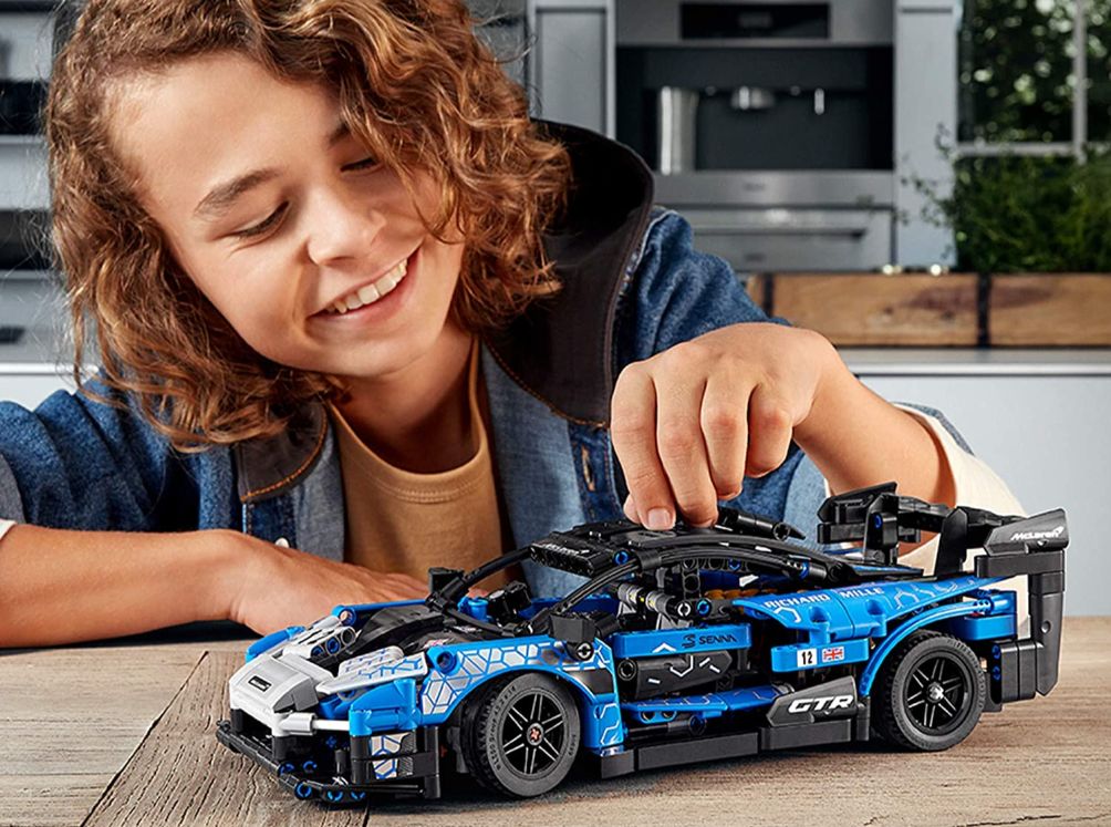 Top những bộ đồ chơi LEGO Technic chất ngất fan xe đua không thể bỏ lỡ