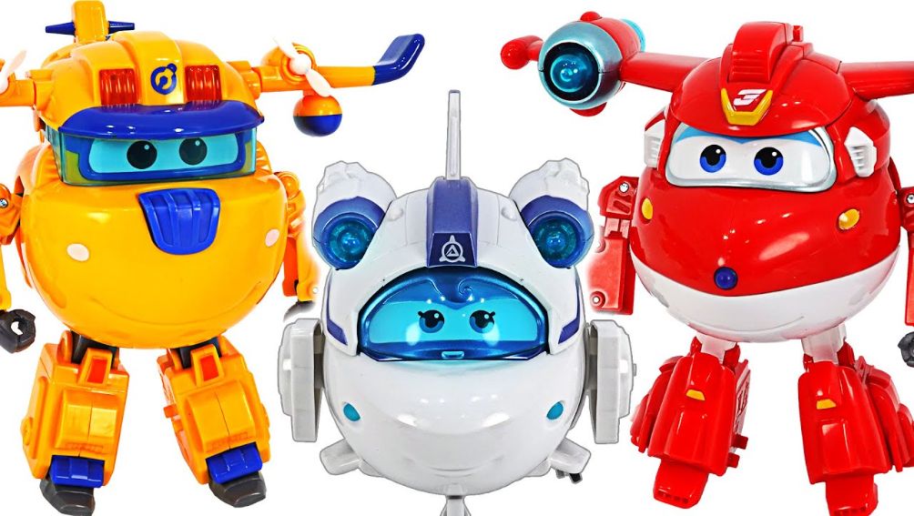 Điểm mặt các bộ đồ chơi robot biến hình cỡ lớn khiến fan Super Wings mê mẩn