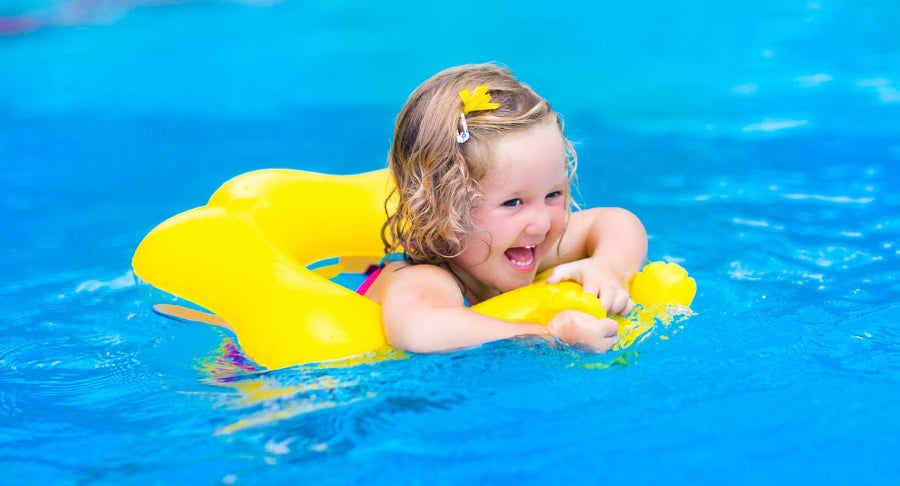 Cách chọn phao bơi chống lật cho bé để đảm bảo sự an toàn
