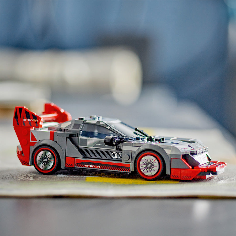 Đồ chơi lắp ráp Siêu xe thể thao Audi S1 e-tron quattro LEGO SPEED CHAMPIONS 76921