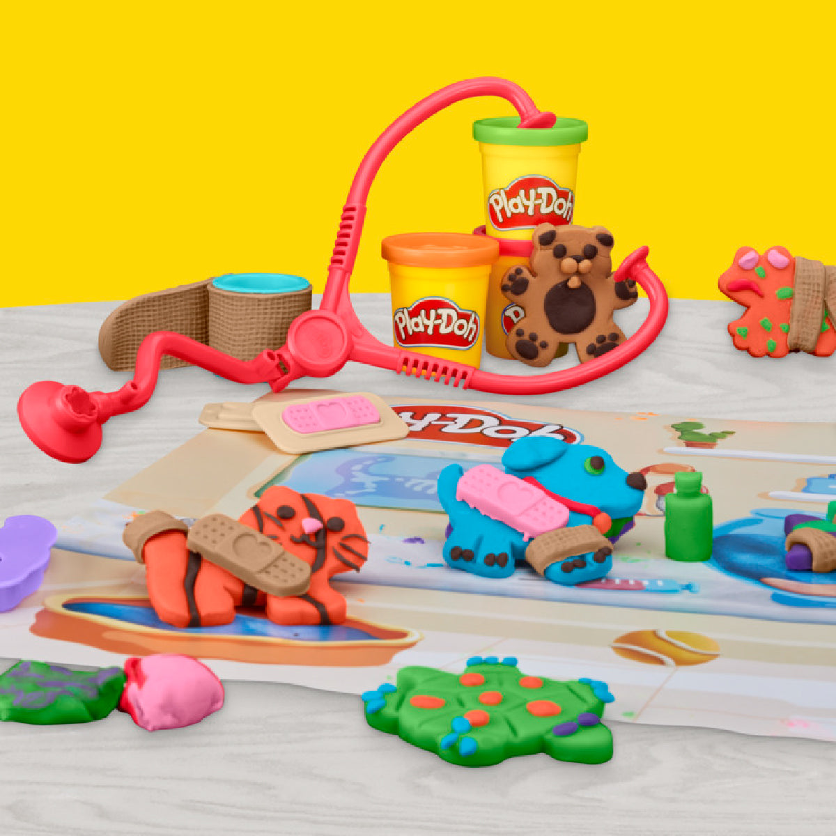 Bộ Đồ Chơi Nghề Nghiệp Bác Sĩ PLAYDOH G0345