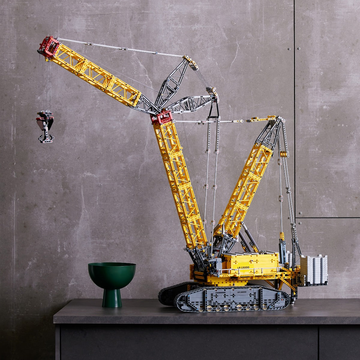 Đồ chơi lắp ráp Xe Cần Cẩu Liebherr Crawler Crane LR 13000 LEGO TECHNIC 42146