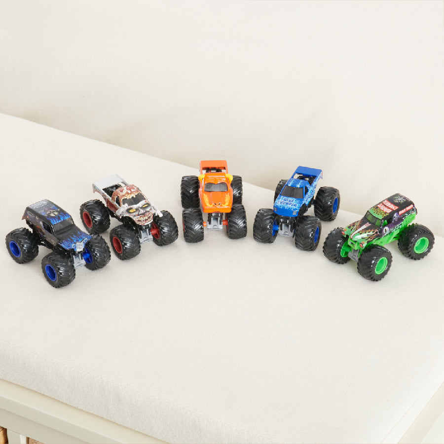 Combo of 5 Monster Jam vehicles MONSTER JAM 6067971