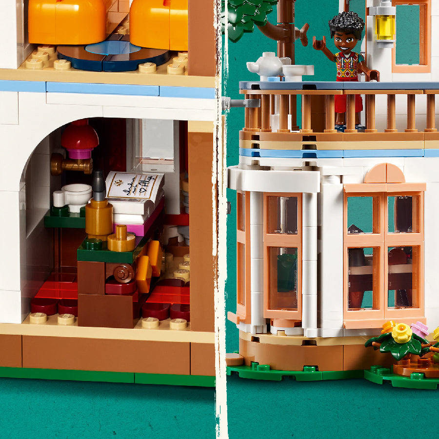 Đồ Chơi Lắp Ráp Khách Sạn Cổ Điển Kiểu Pháp LEGO FRIENDS 42638 (1311 chi tiết)