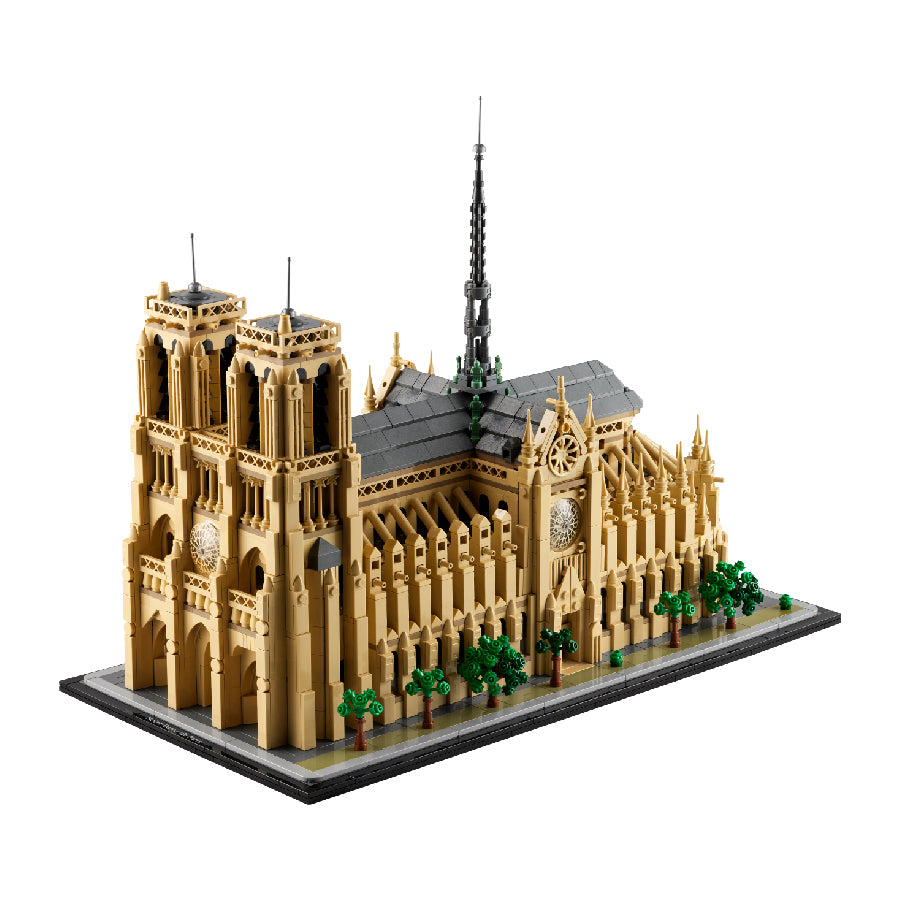 LEGOARCHITECTURE 21061 Notre Dame Cathedral Assembly Toy (4383 parts)