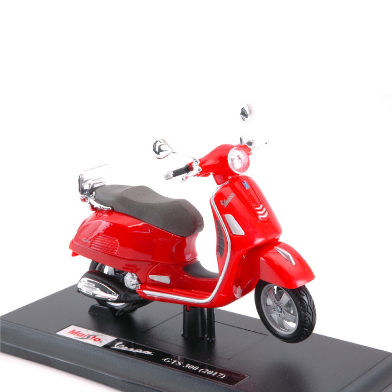 Vespa GTS 300 (2017) model MAISTO MT39540