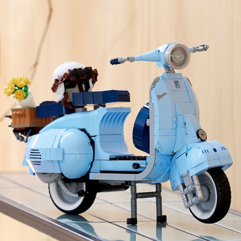 Đồ Chơi Lắp Ráp Xe Vespa Cổ LEGO ADULTS 10298