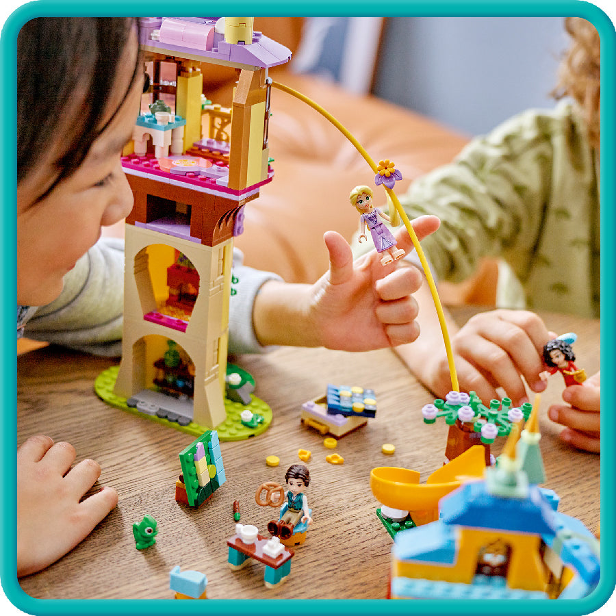 Đồ chơi lắp ráp Tòa tháp Rapunzel và quán rượu trong rừng LEGO DISNEY PRINCESS 43241